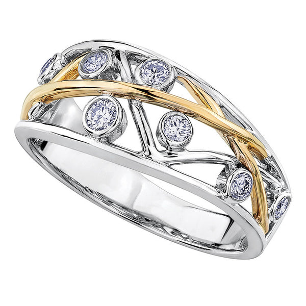 TWO-TONE DIAMOND RING