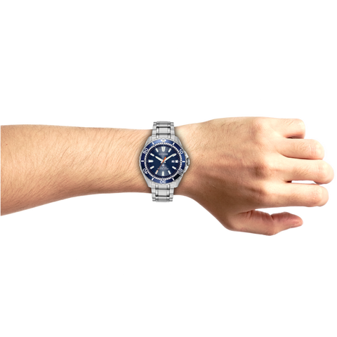 products/Promaster_252520Diver-back.png